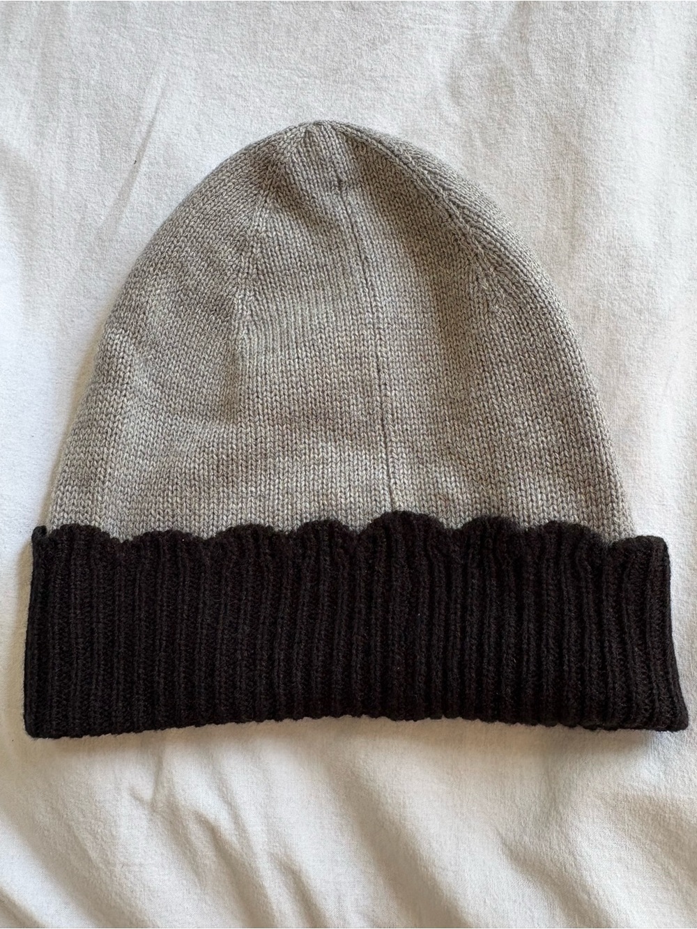 Kate Spade - Two-Tone Gray and Black Knit toque - Picture 2 of 3